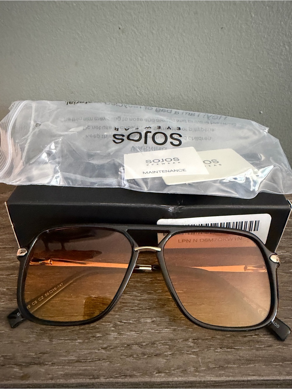 SOJOS Women’s Brown Gradient Lens Sunglasses - Classic Square Frame